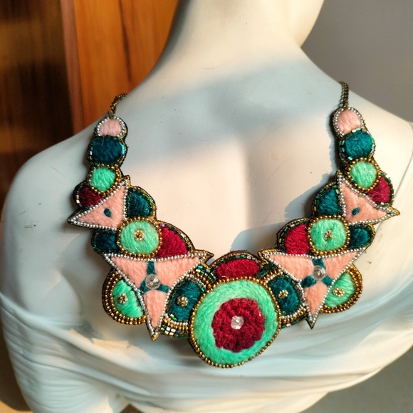 Unique Multicolour Statement Necklace - Picture 2 of 13